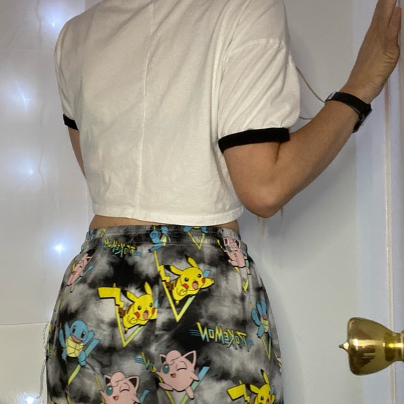 Crop top! - Picture 3 of 3